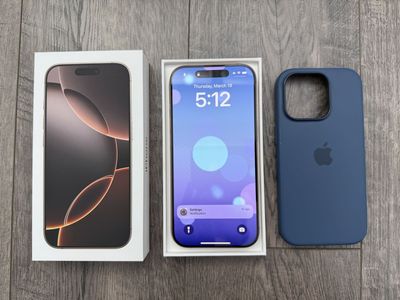 iPhone 16 Pro (128 GB) unlocked - Like New