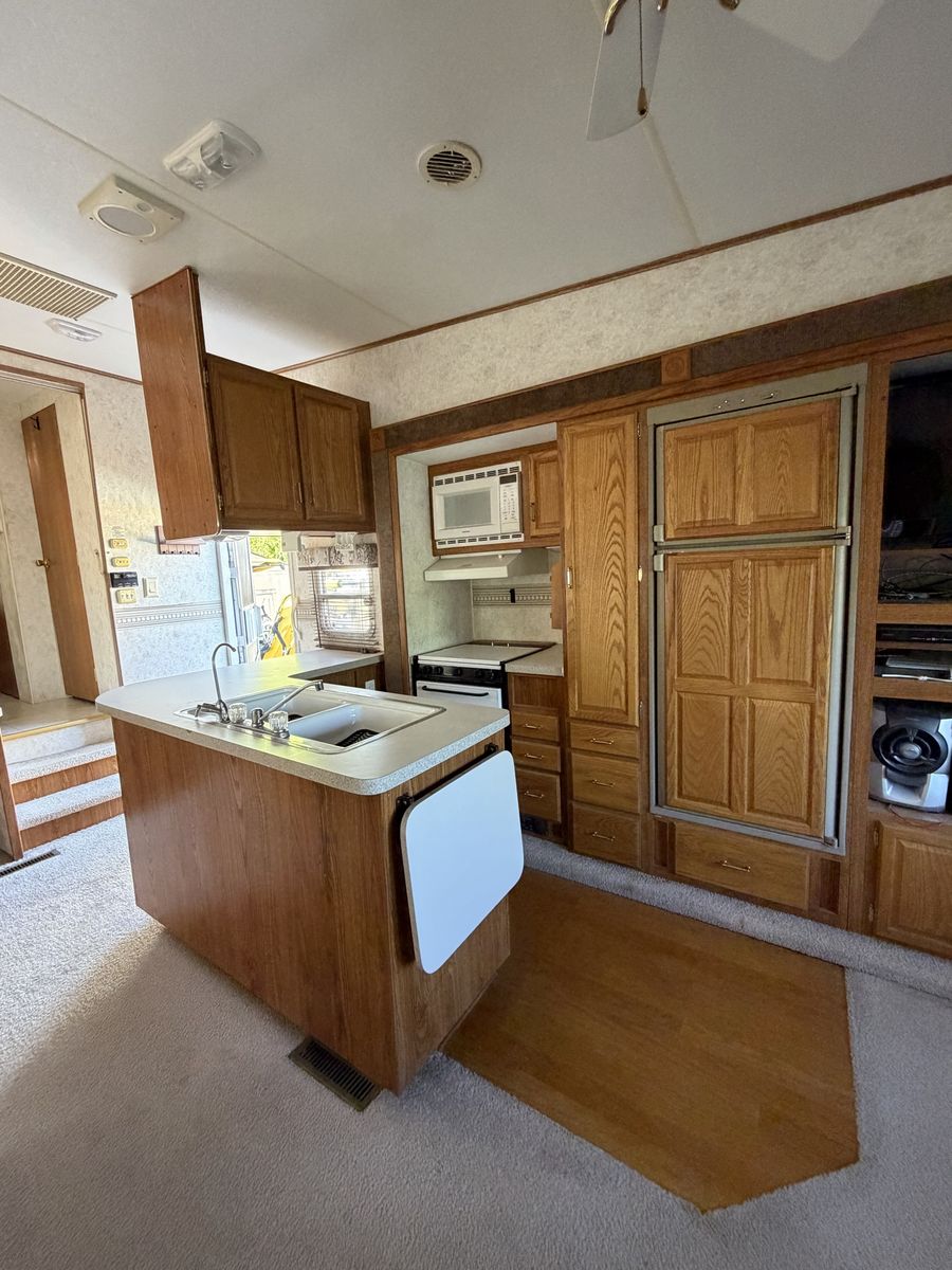 Main image 5
