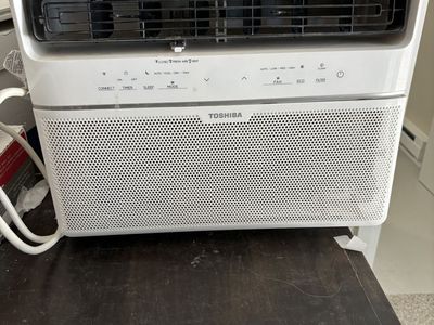 Toshiba Window Air Conditioner - 12,000 BTU Compact, Excellent Condition