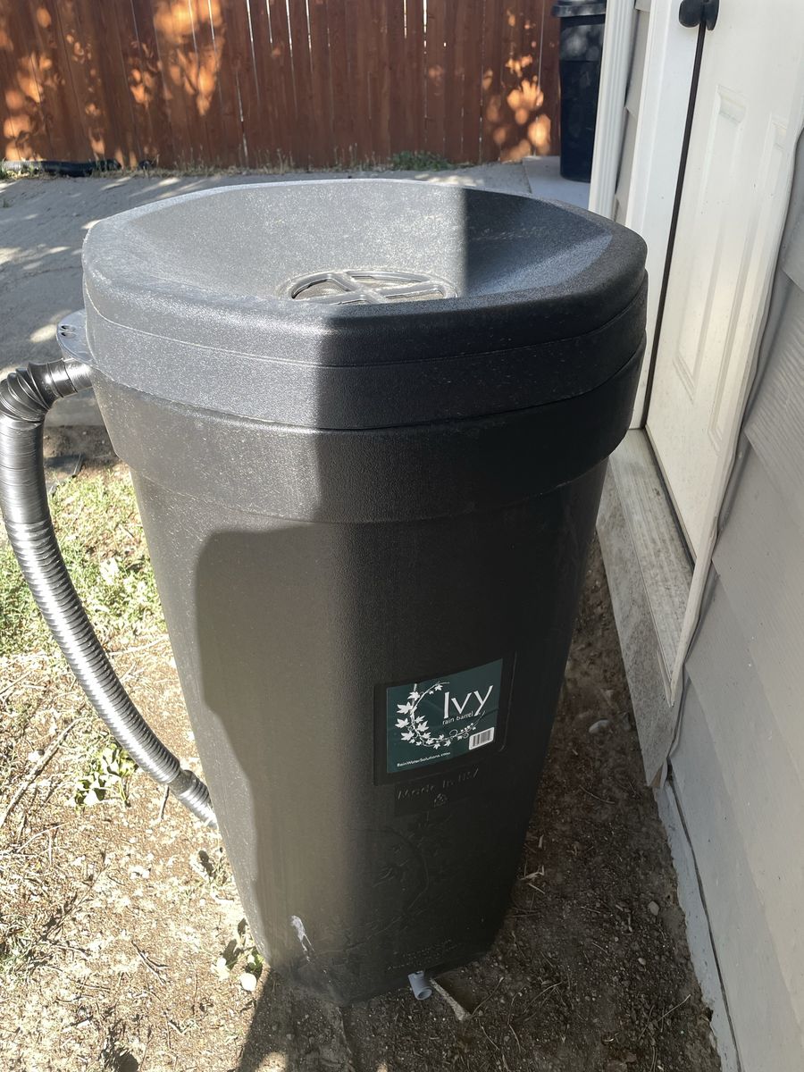 Ivy Rain Barrel - Rainwater Solutions - Black - Made in USA