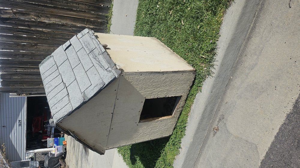 free dog house