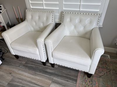 Pair of White Tufted Accent Armchairs with Nailhead Trim - Elegant Seating for Living Room or shop.