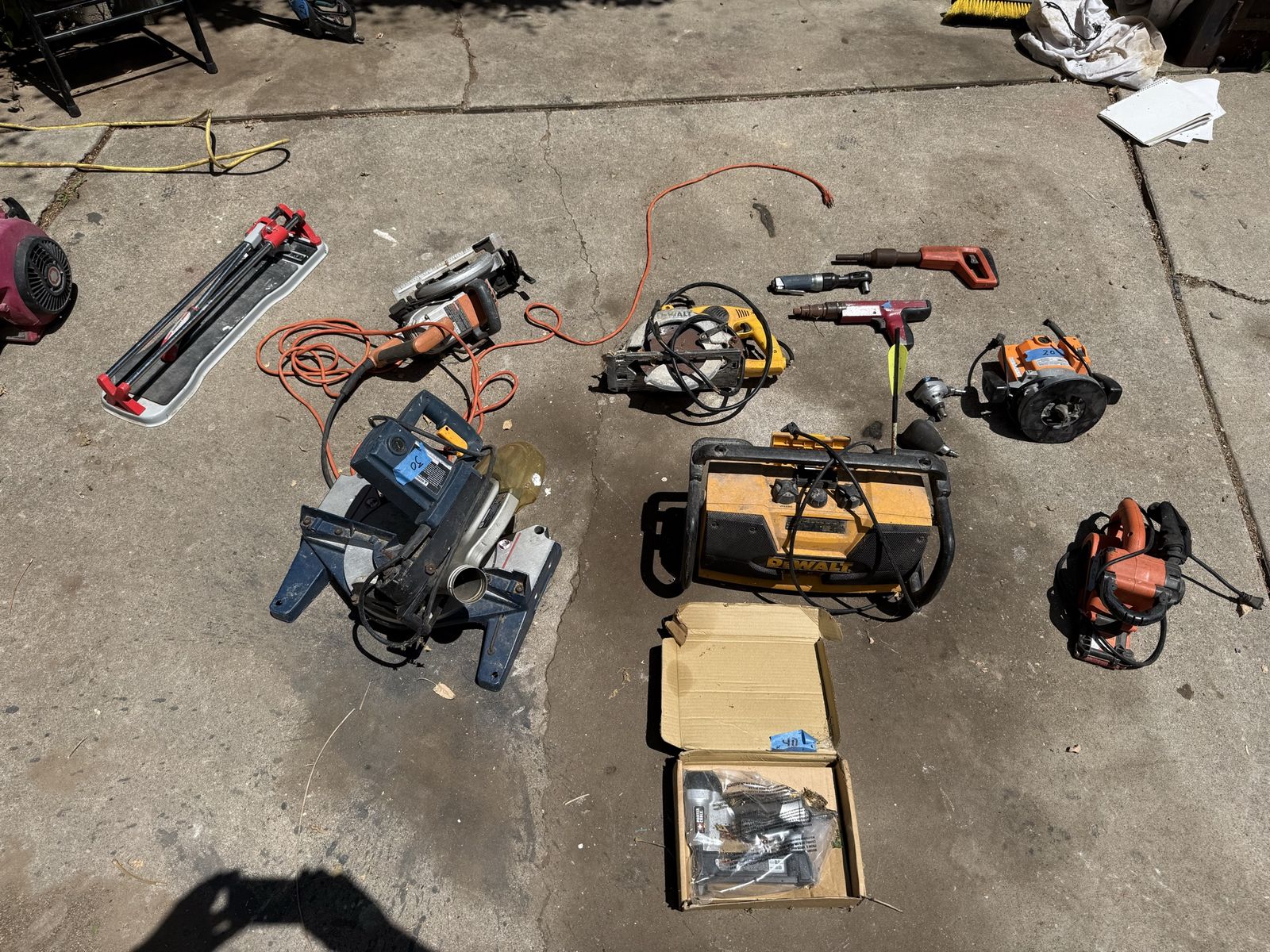 Working power tools