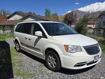 2012 CHRYSLER TOWN AND COUNTRY EX