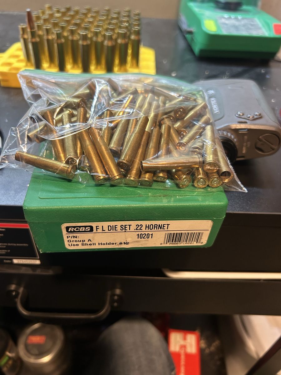 RCBS FL Die Set .22 Hornet Reloading Dies & 81 Brass Casings