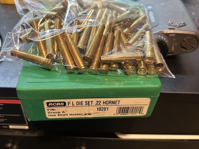 RCBS FL Die Set .22 Hornet Reloading Dies & 81 Brass Casings