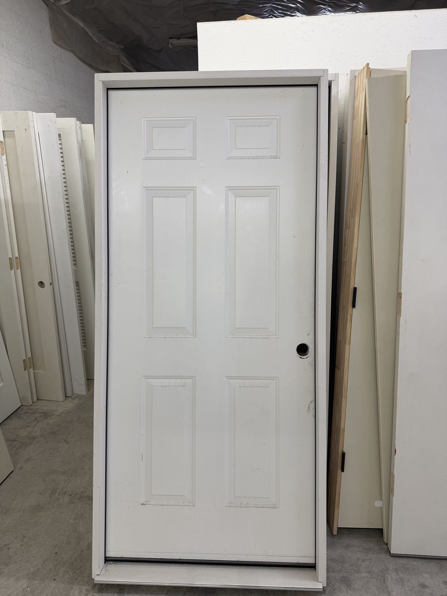 Scratch And Dent Doors