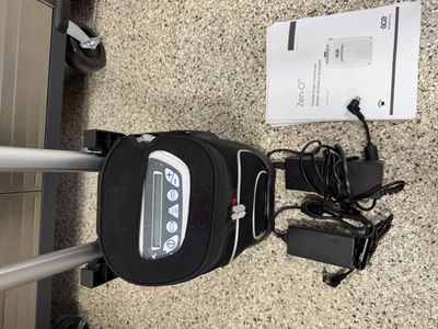 GCE Zen-O Portable Oxygen Concentrator – RS-00500 with rolling dolly