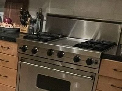 36” Viking Range 4 burner with griddle price posted OBO