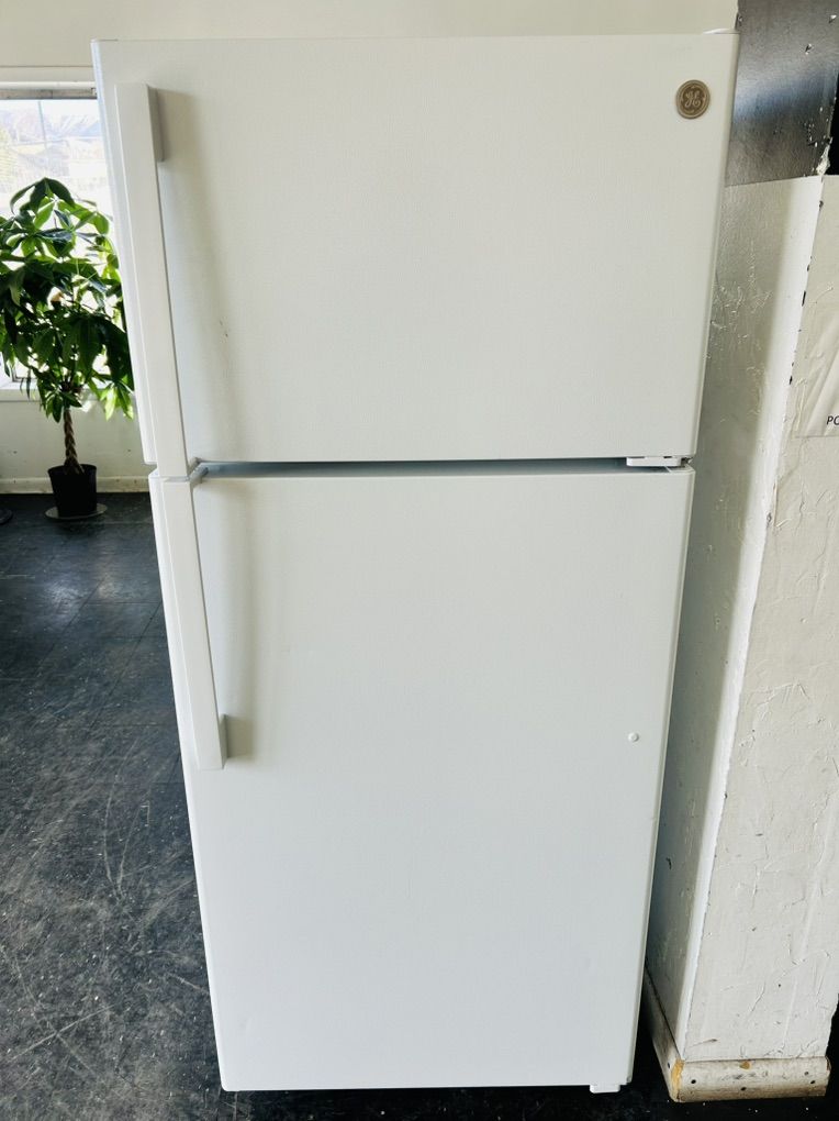 Ge Refrigerator