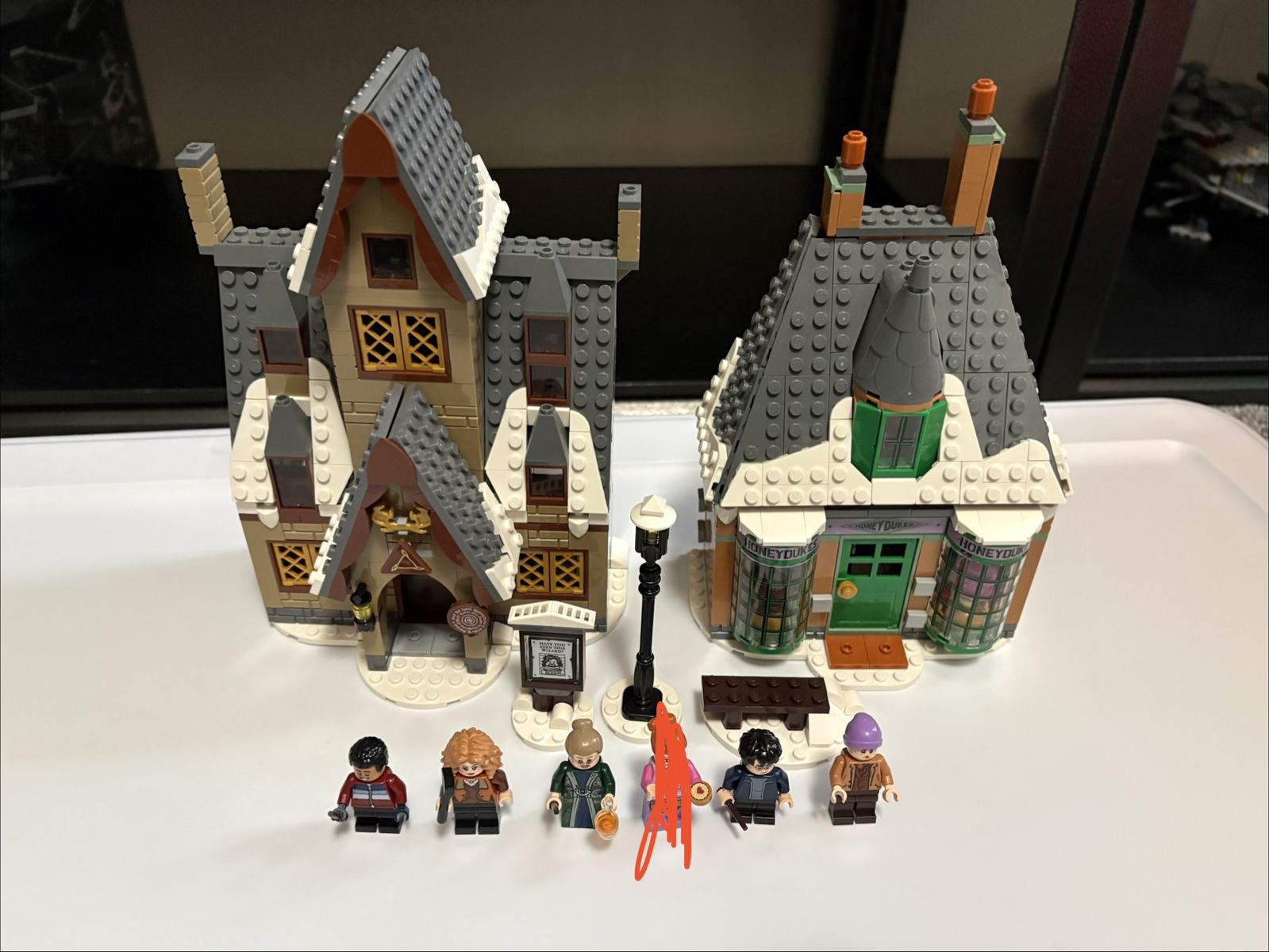 Lego Harry Potter Hogsmeade Village
