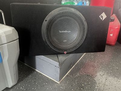 Rockford Fosgate P300-12 Punch Powered 12" Subwoofer with Enclosure - Excellent Condition