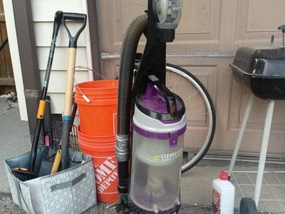 Bissell CleanView Swivel Rewind Pet Upright Vacuum - Corded, Bagless