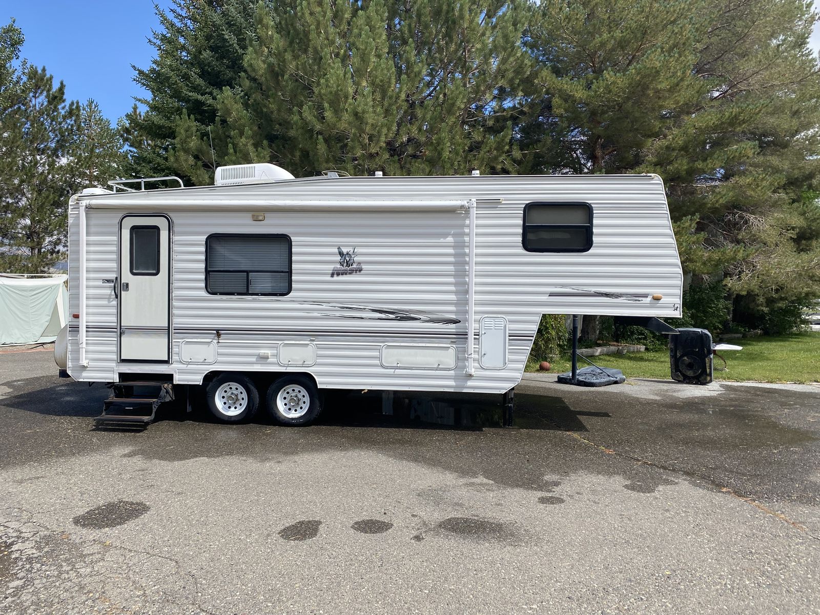 2003 Northwoods Nash 24-5N Fifth Wheel