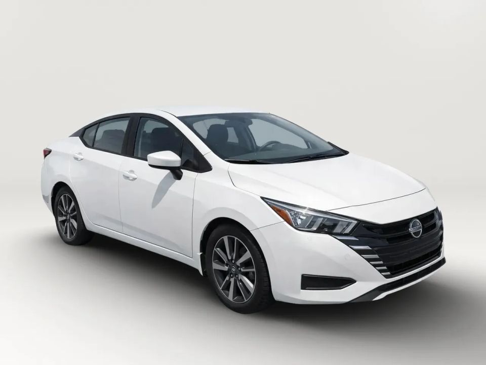 2024 Nissan Versa SV