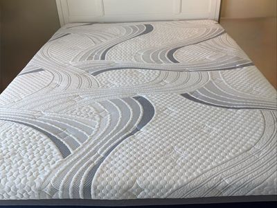 Novaform Full Size Mattress & Platform Bed Frame with Storage, White