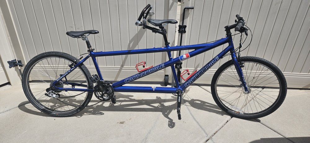 Cannondale Street Tandem Bike, Blue, Excellent Condition - Ride with a Partner!