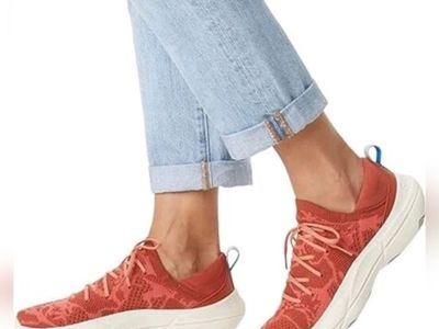 Sorel Explore Blitz Stride Knit Pull On Sneakers Running Shoe Red & Orange 8.5