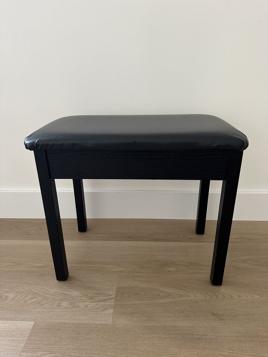 Comfy & Wide Piano bench 