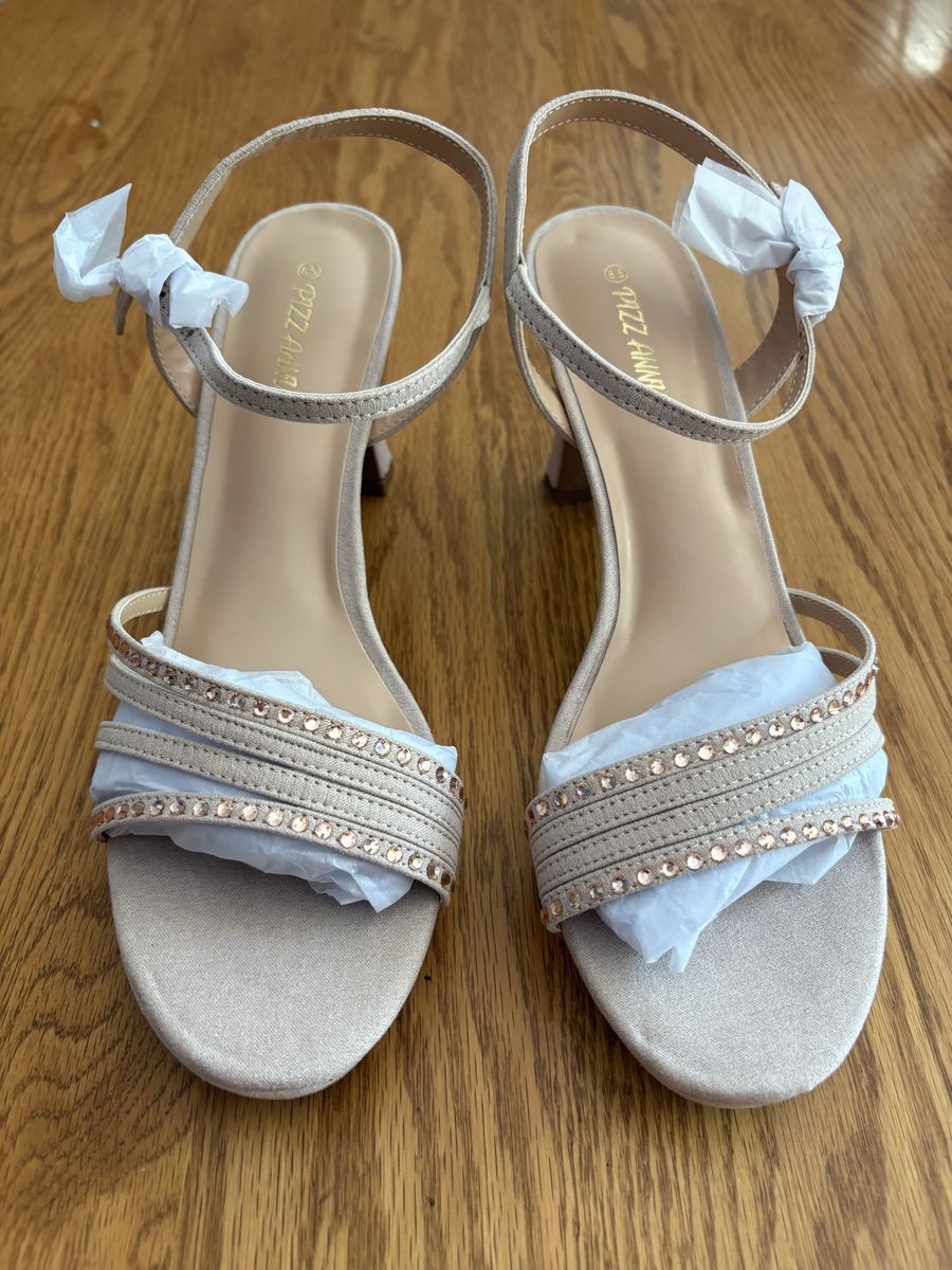 Pizz Anni Rhinestone Strappy Platform Block Heel Sandals Size 8.5