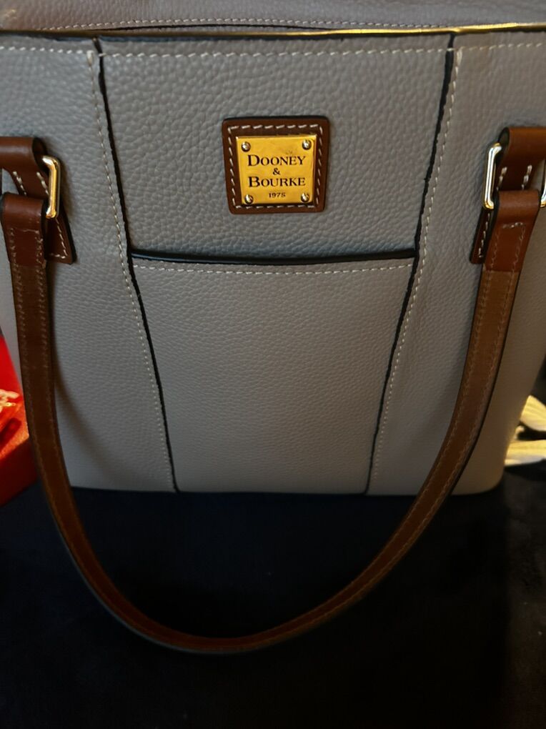 Dooney & Bourke bag