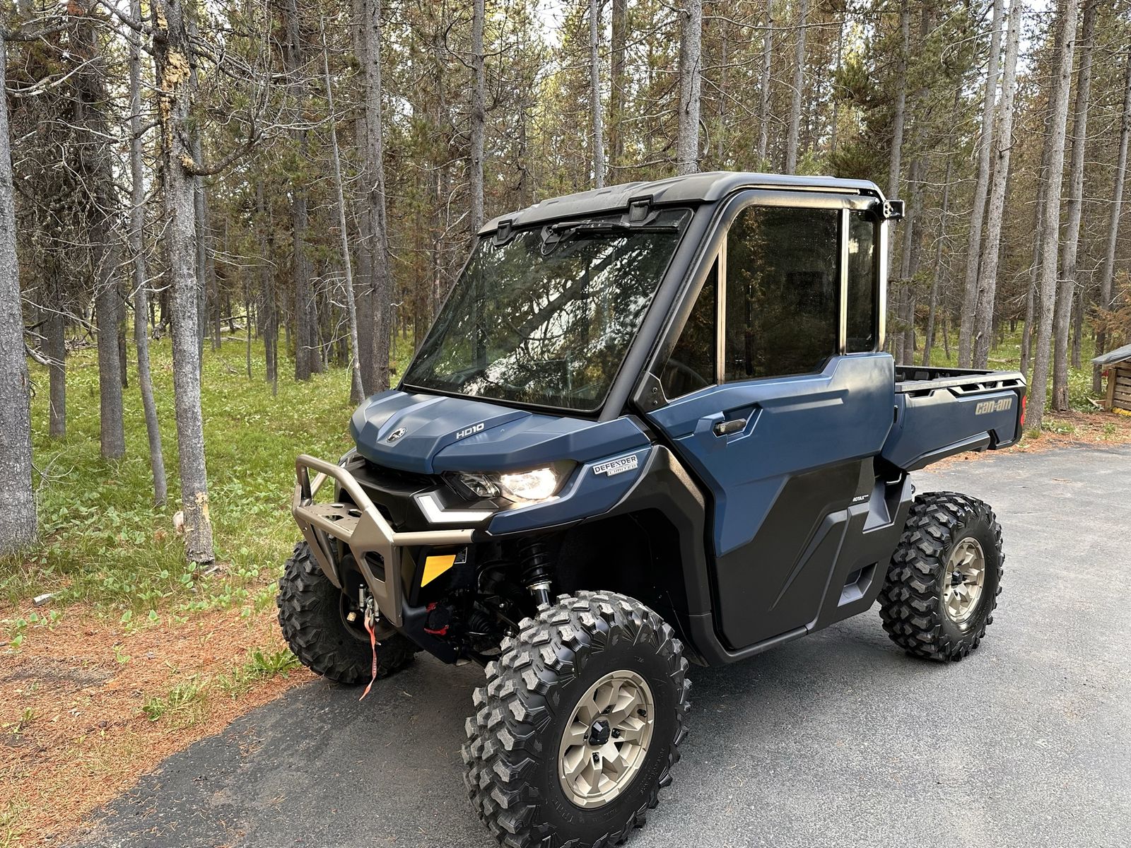 2025 defender  limited  hd10