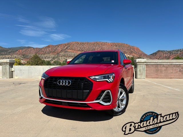 2024 AUDI Q3 quattro S line Premium 45 TFSI