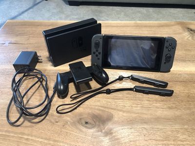 Switch, Games, Controllers And Accesories