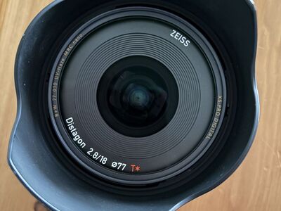 ZEISS Batis 18mm f/2.8 - Sony FE Fit