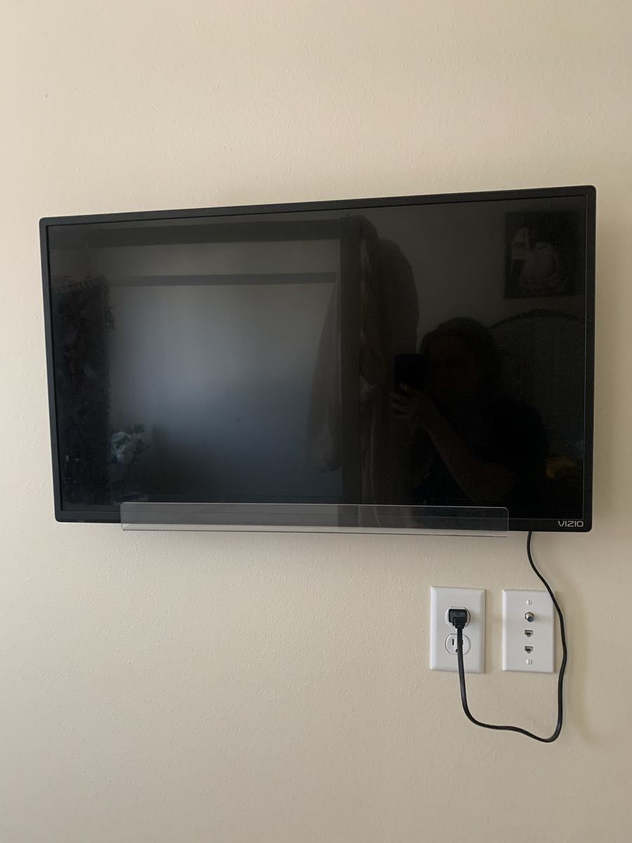 Main image 3