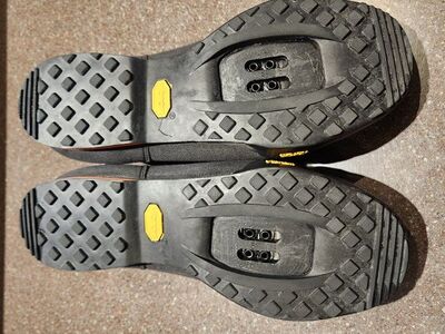 clipless Mtb shoes 43 Giro
