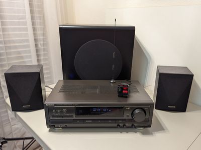 200w bluetooth reciever with 10" subwoofer