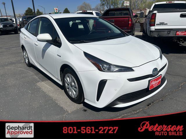 2019 Toyota Prius LE