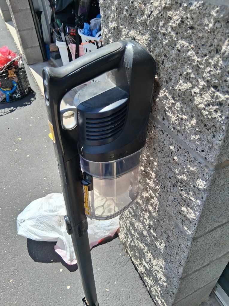 Main image 4