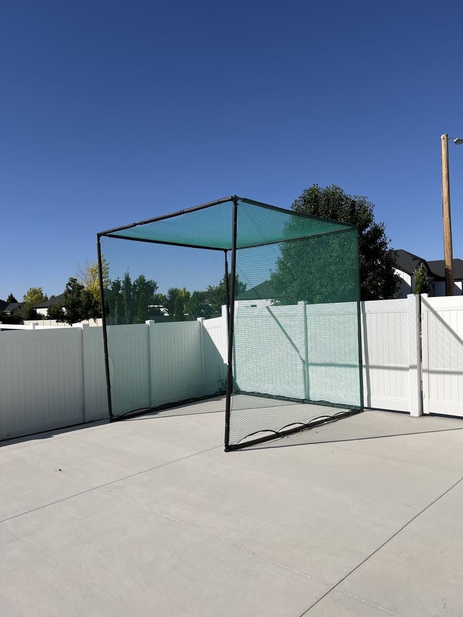 Large Golf/Batting Cage Practice Net - Sturdy Frame & Green Netting