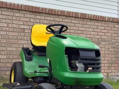 John Deere Riding Lawn Mower