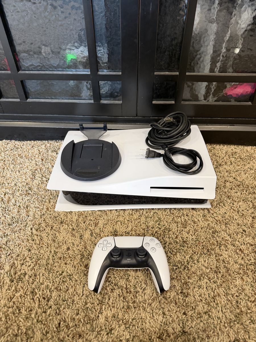 Sony PlayStation 5 PS5 Disc Version Console with Controller and Cables - Excellent Condition