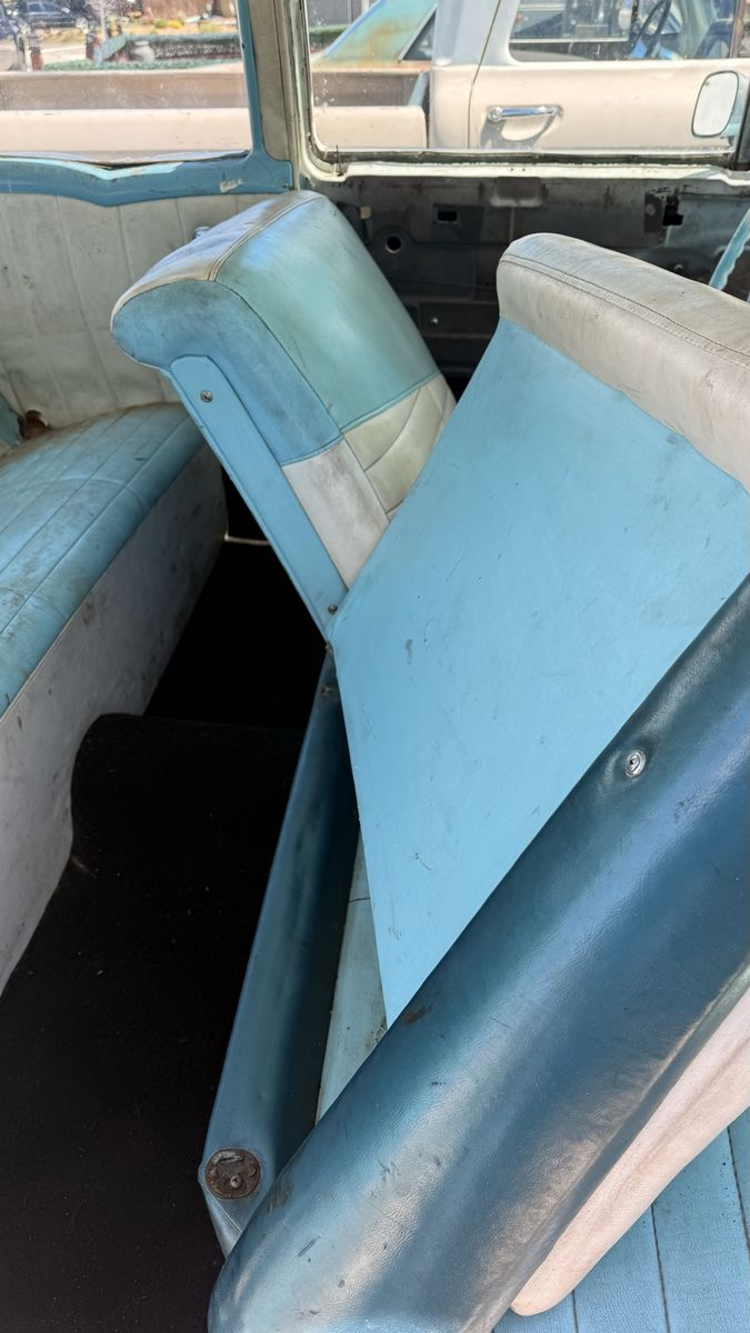 Main image 3