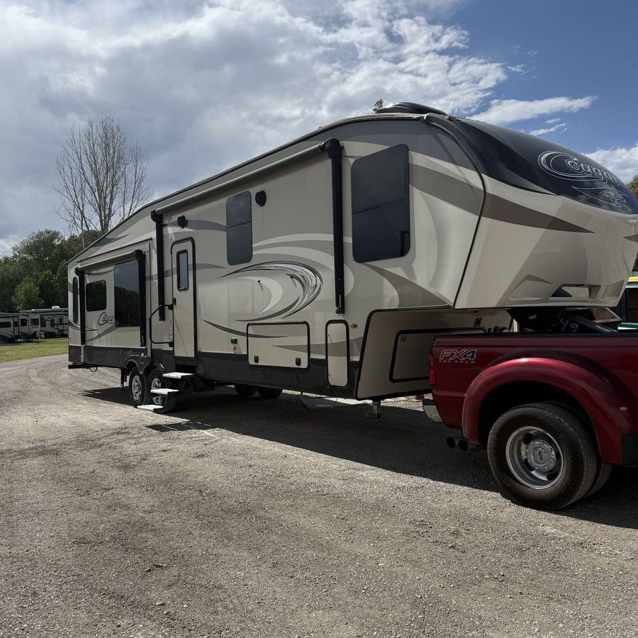 Cougar Fifth Wheel