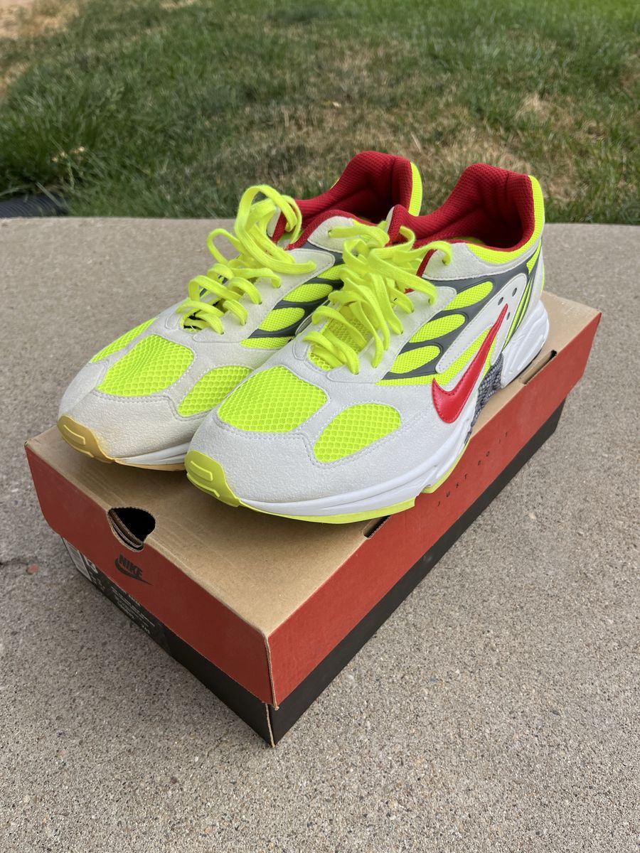 Nike Air Ghost Racer Size 13