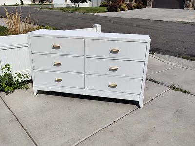 Aspenhome White 6-Drawer Dresser with Gold Hardware