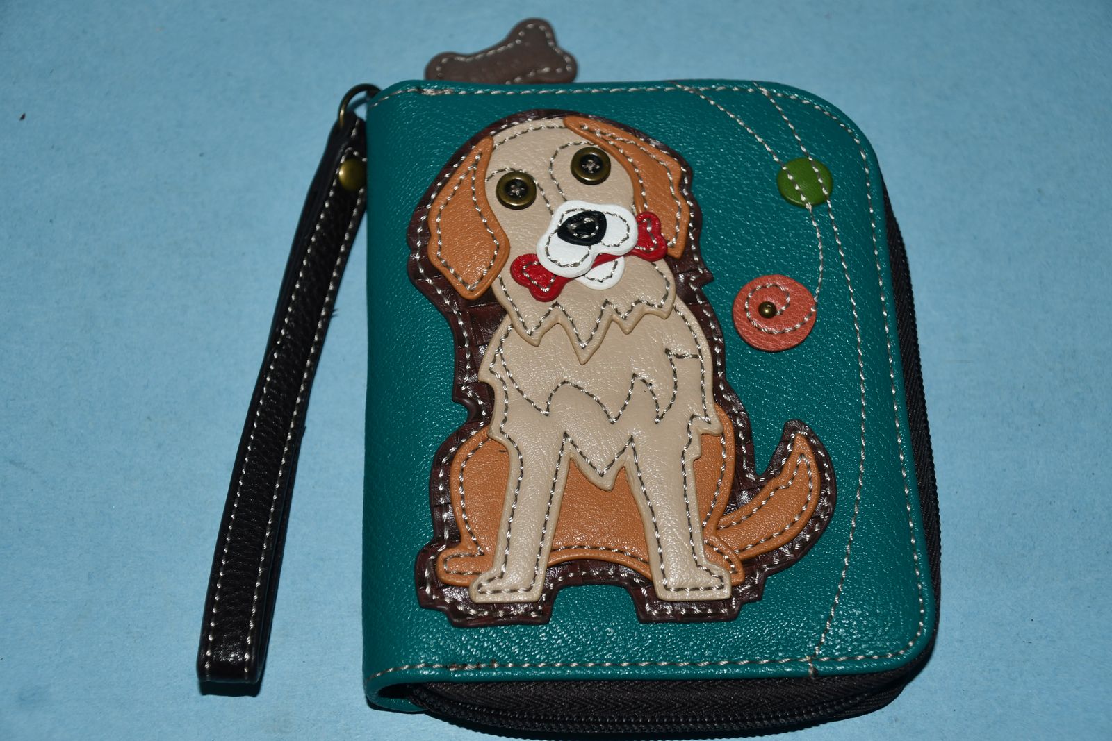 CHALA "PUPPY DOG" WRISTLET WALLET ~ ZIP AROUND  ~ 5.5" x 4.5" x 1" ~ ID SLOT & CREDIT CARD COMPARTMENTS ~ CLEAN!