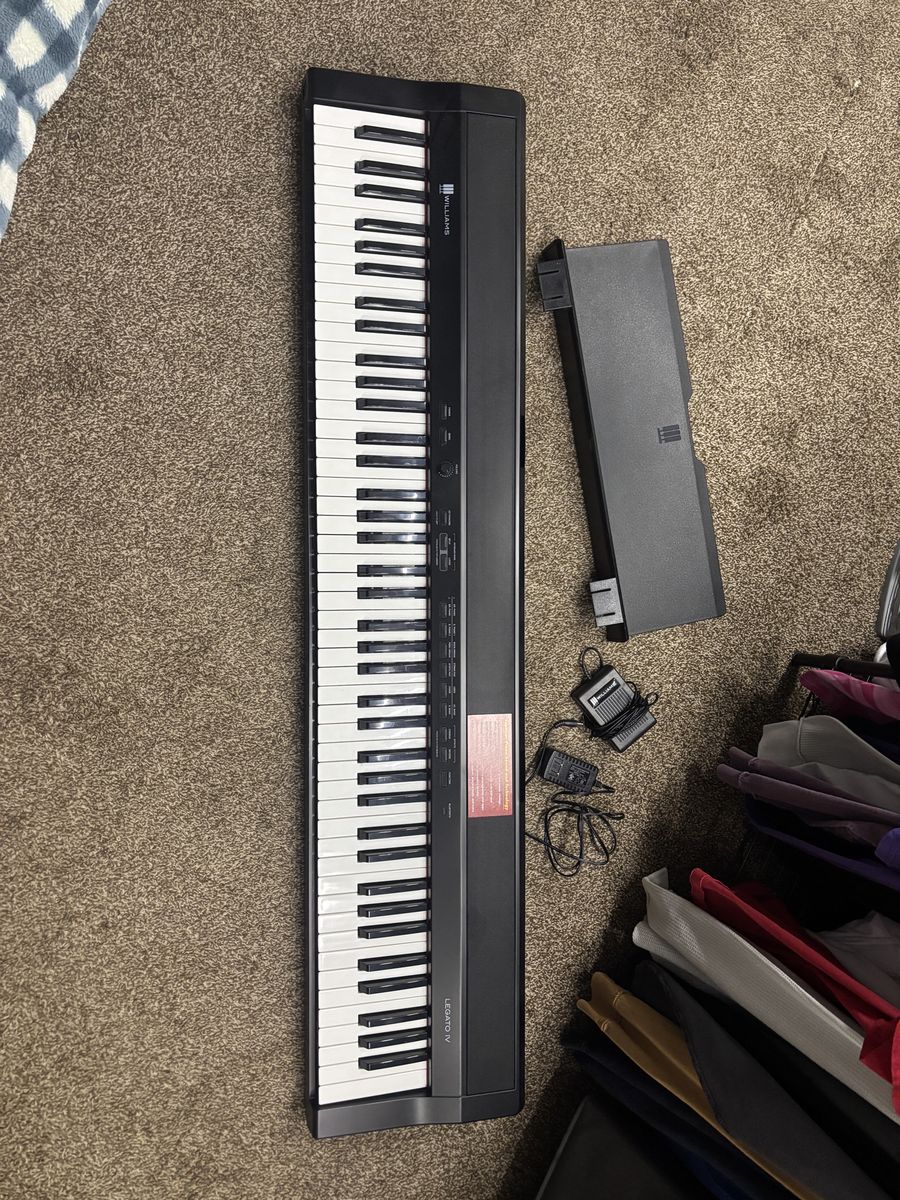 Williams Legato IV keyboard 
