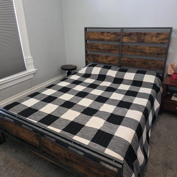 queen size bed frame