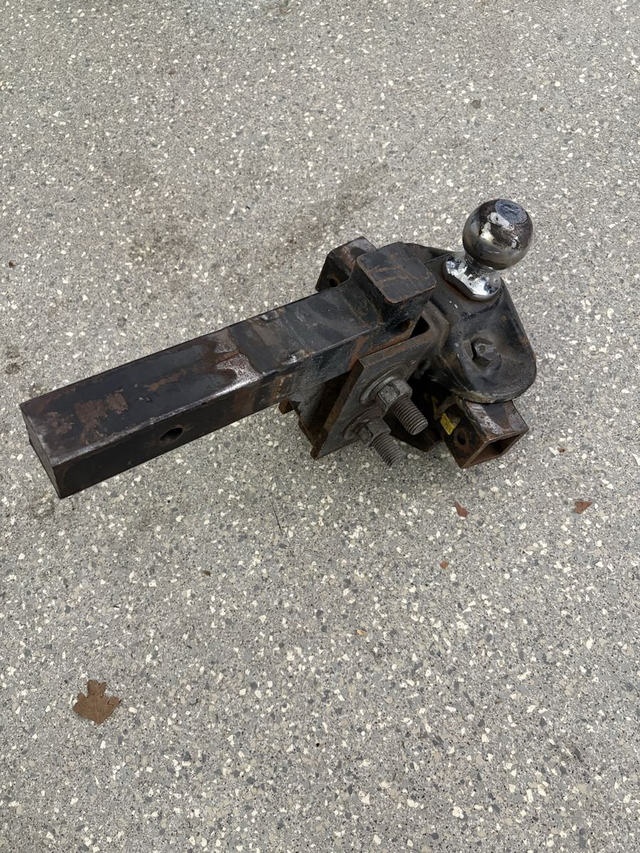 Used Trailer Hitch with Ball Mount and Stabilizer Bars - Ready for Towing