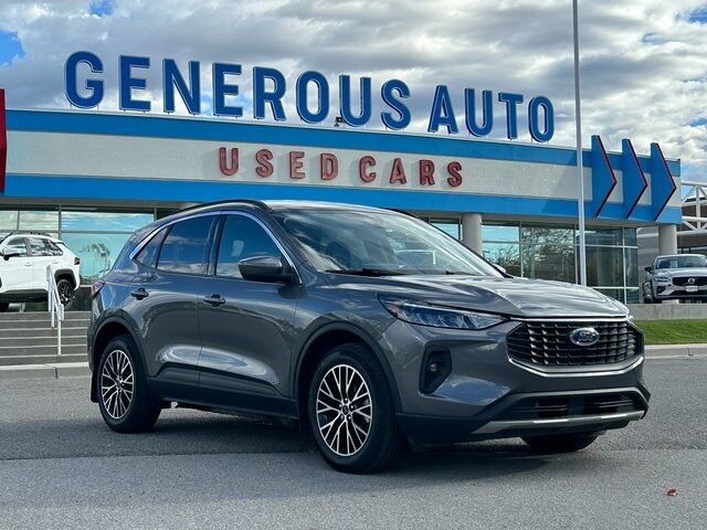 2023 Ford Escape Plug-In Hybrid Base