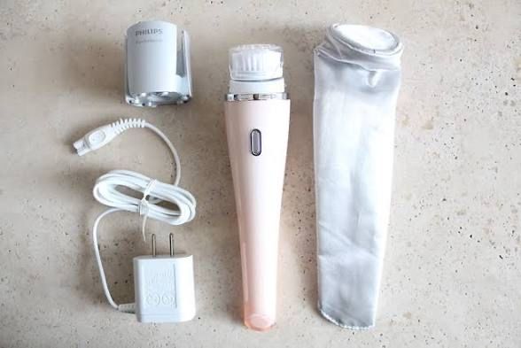 PHILLIPS RADIANCE FACE SCRUBBER