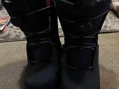 Brand New Solomon Kiana Focus Boa Snowboard Boots size 7.5