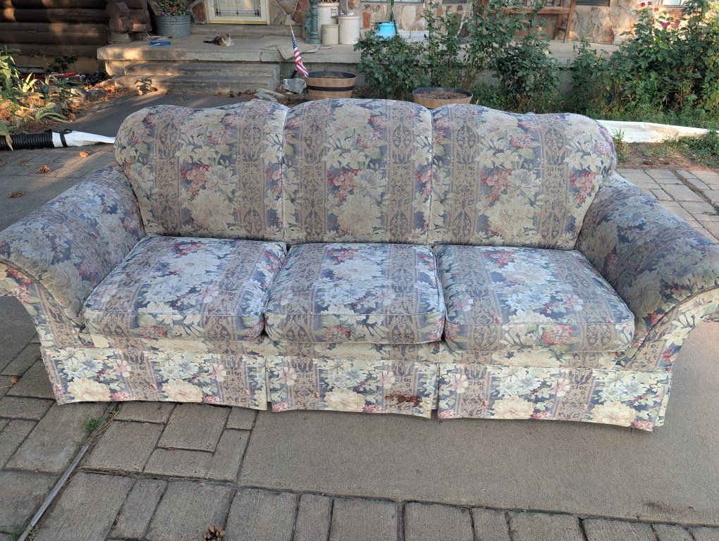 Floral Couch 
