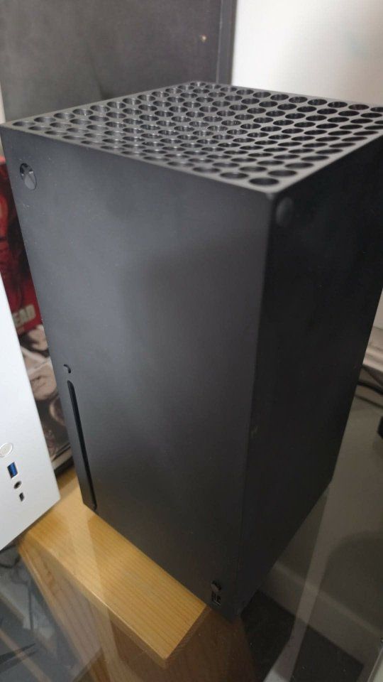 Xbox series x with controller trade for PS5